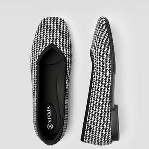 Square-Toe V-Cut Flats (Margot 2.0)